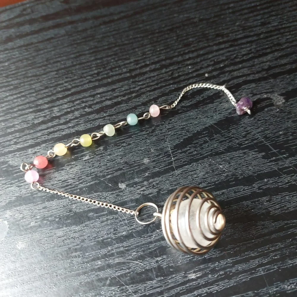 New Chakra pendulum - Picture 3 of 3